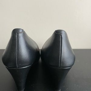 Women’s Wedge Shoes